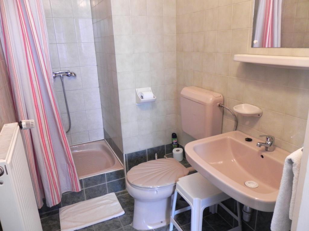 Monika Panzio Hotel Tata Eksteriør billede