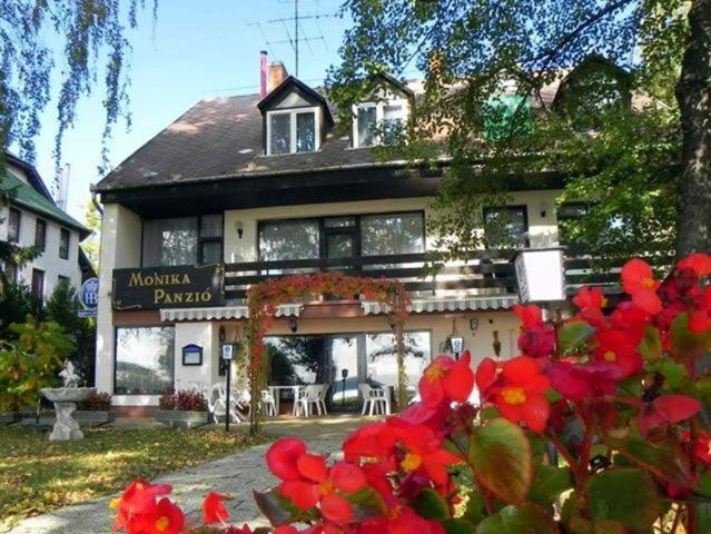 Monika Panzio Hotel Tata Eksteriør billede